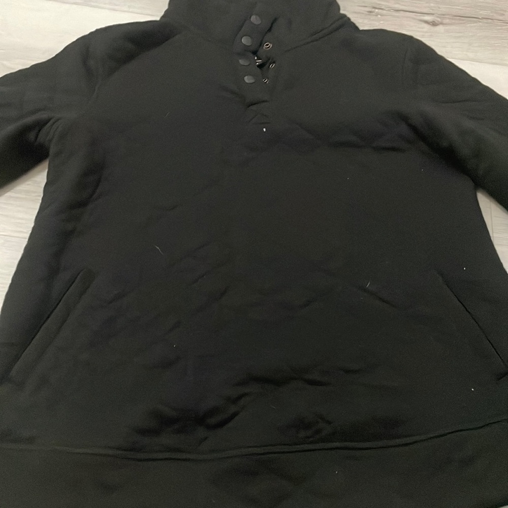 very comfortable and easy to style